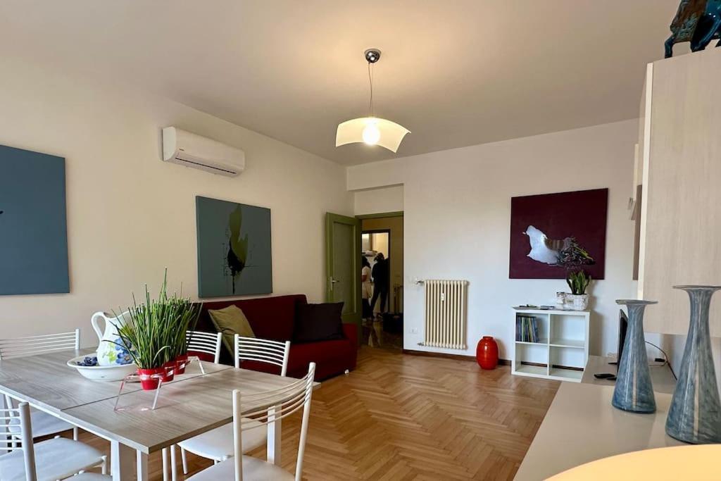 A Casa Di Deborah Apartment ปาโดวา ภายนอก รูปภาพ