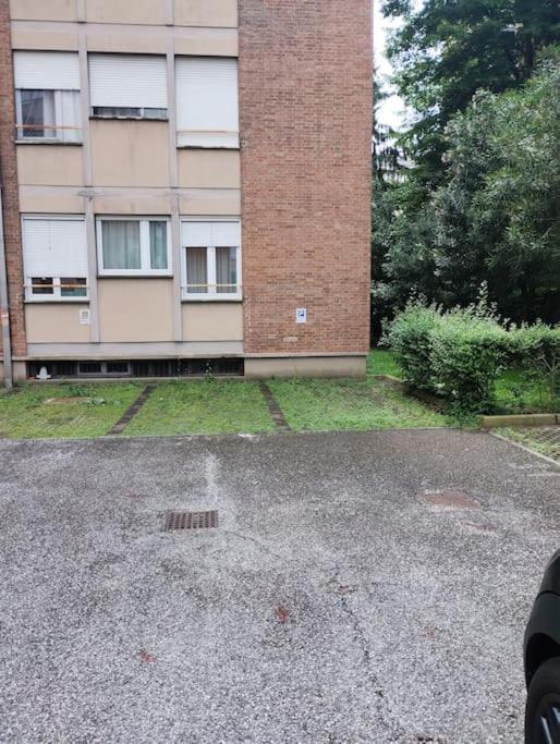 A Casa Di Deborah Apartment ปาโดวา ภายนอก รูปภาพ